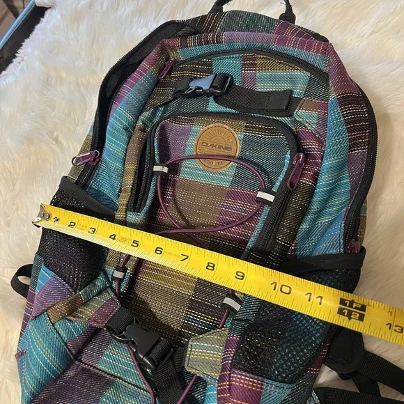 Dakine‎ GirlsTurquoise Purple Green Grom 13L Girls Backpack - Picture 13 of 14